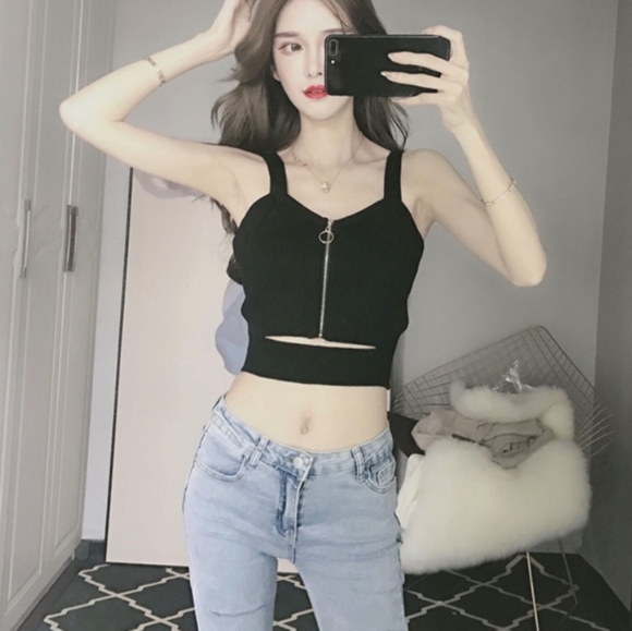 WOMENS BLACK CROP TOP - Picture 6 of 11